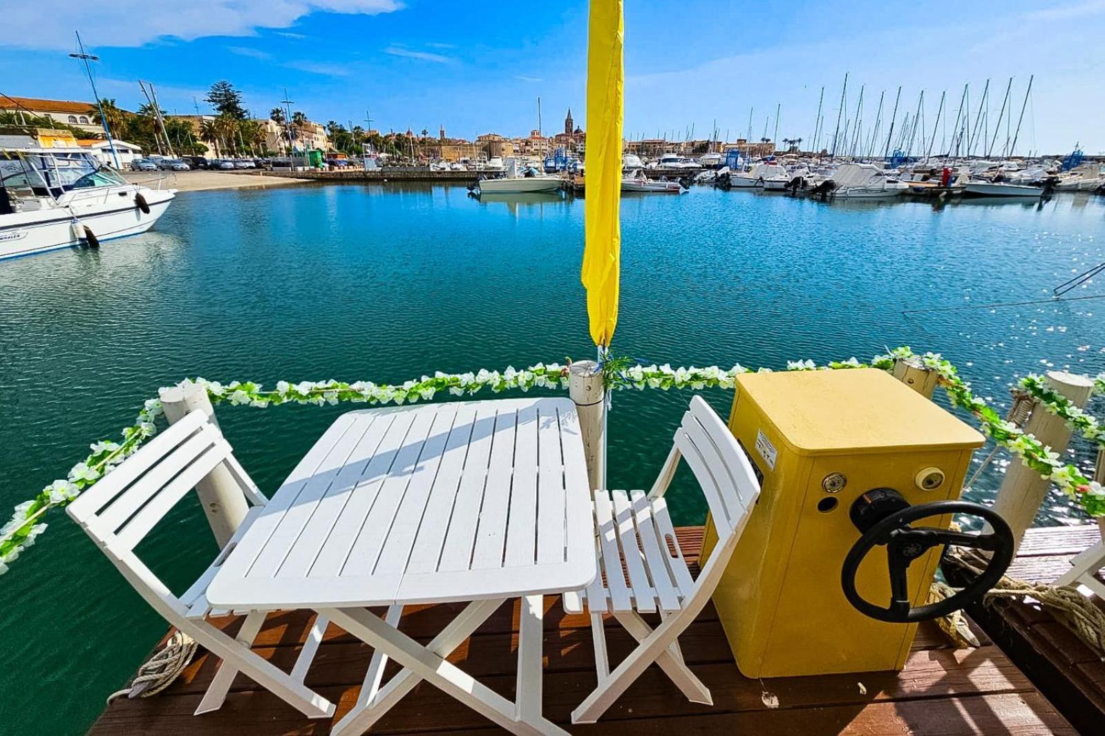 Houseboat Sardinia Hotel Alghero Exterior foto